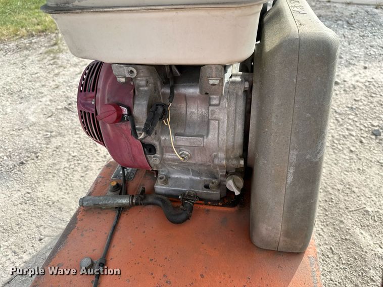 image for item ML9088 Mikasa  MVH-306GH plate compactor