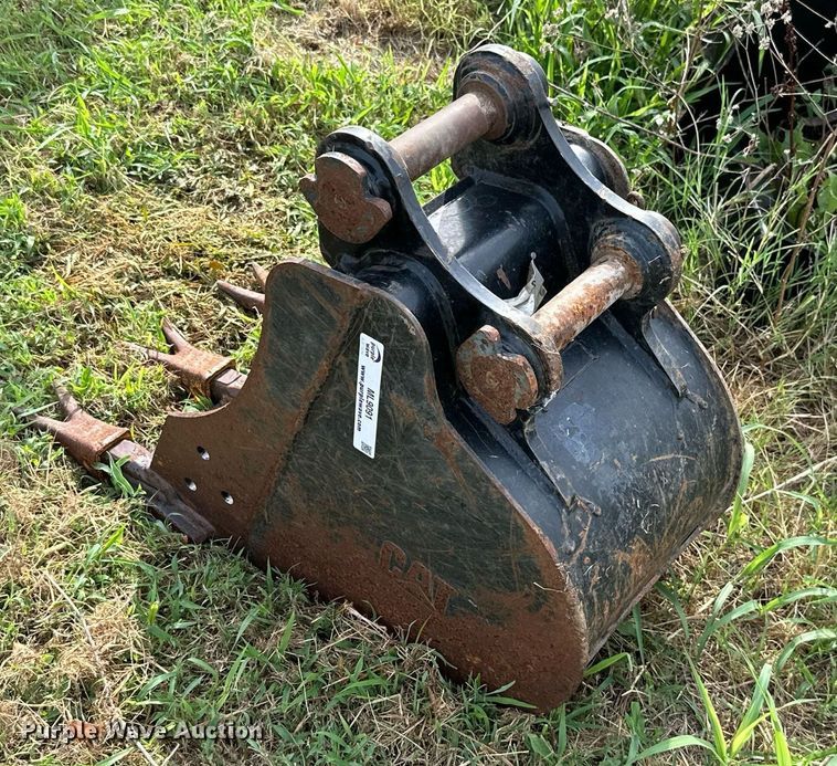 image for item ML9091 Caterpillar 16