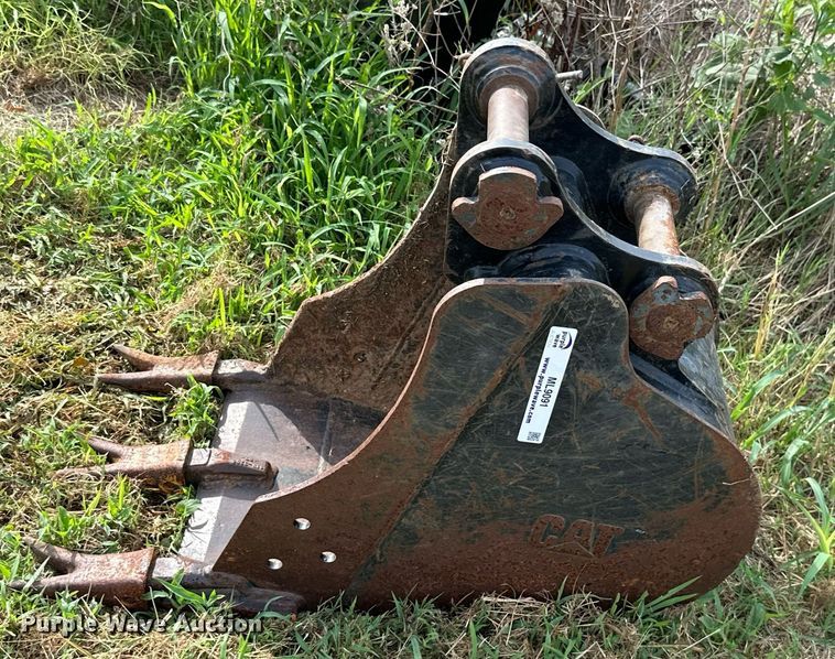 image for item ML9091 Caterpillar 16