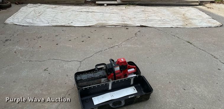 image for item ML9093 Approximately 34 concrete curing blankets