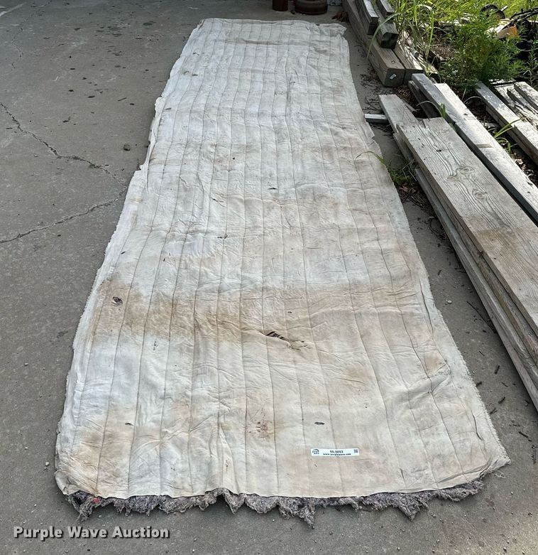 image for item ML9093 Approximately 34 concrete curing blankets