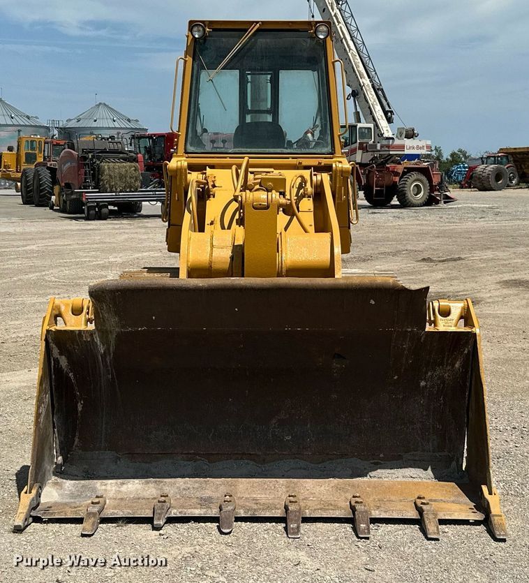 image for item ML9099 1985 Caterpillar 953  track loader