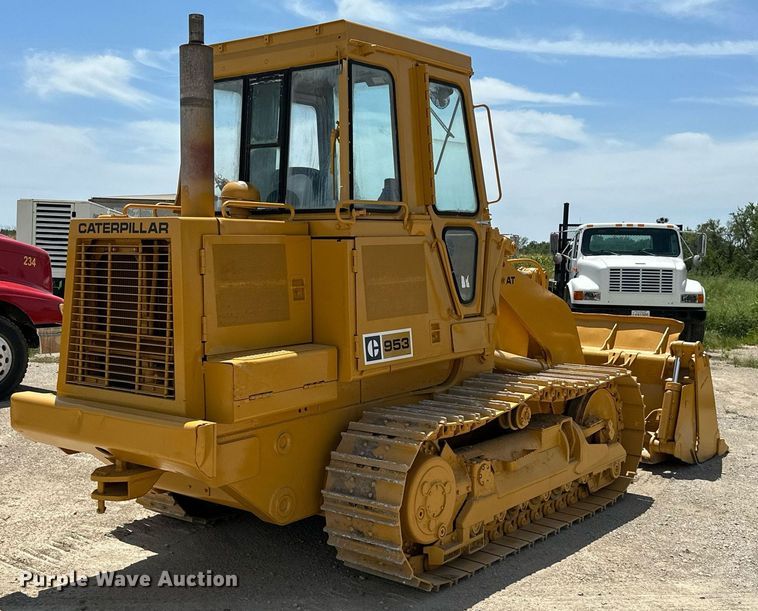 image for item ML9099 1985 Caterpillar 953  track loader