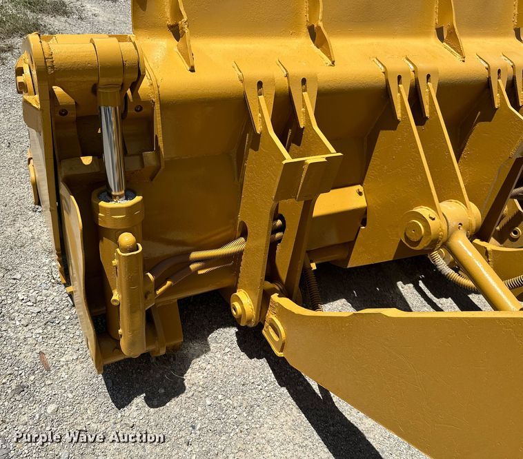 image for item ML9099 1985 Caterpillar 953  track loader