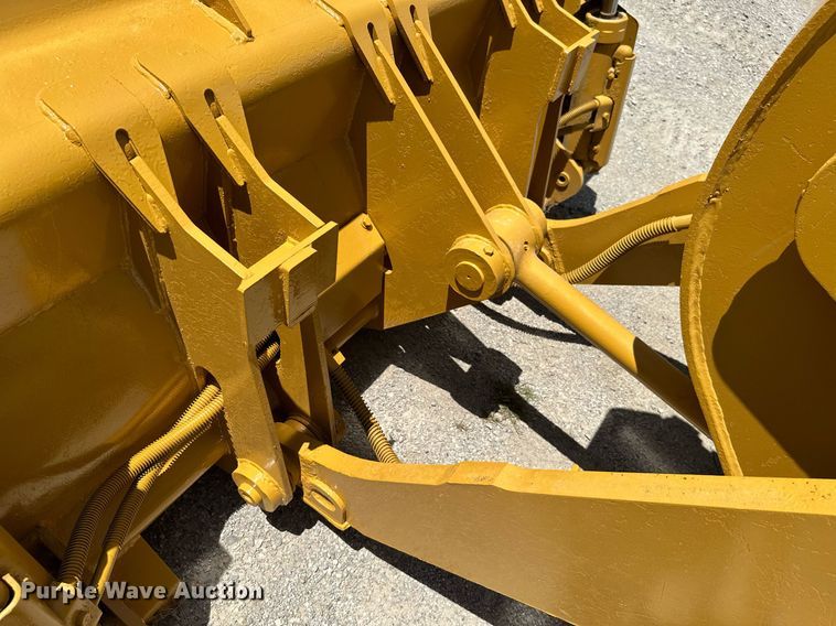 image for item ML9099 1985 Caterpillar 953  track loader