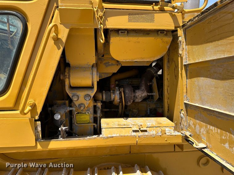 image for item ML9099 1985 Caterpillar 953  track loader