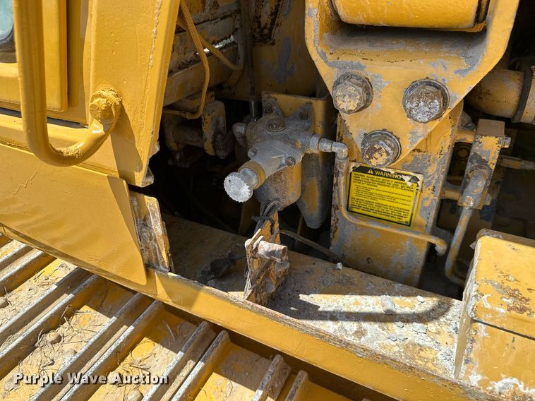 image for item ML9099 1985 Caterpillar 953  track loader
