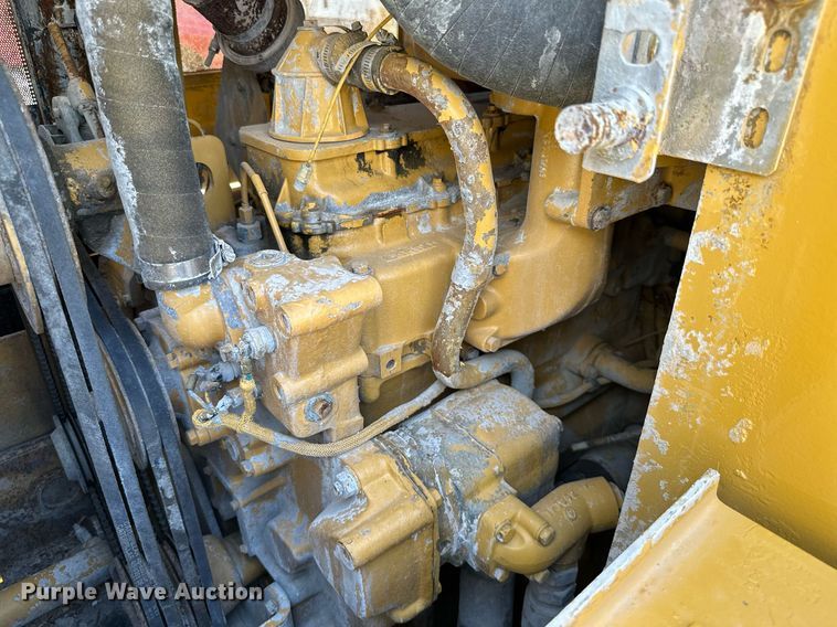 image for item ML9099 1985 Caterpillar 953  track loader