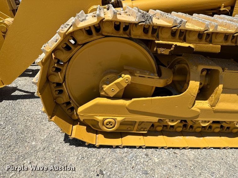 image for item ML9099 1985 Caterpillar 953  track loader