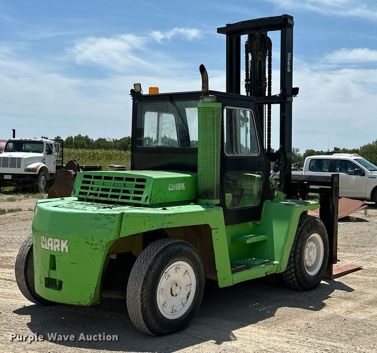 image for item ML9100 Clark C500  forklift