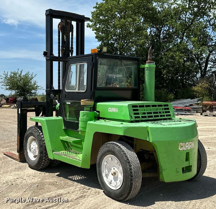 image for item ML9100 Clark C500  forklift