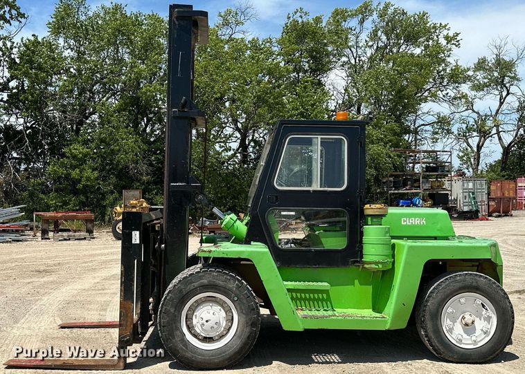 image for item ML9100 Clark C500  forklift