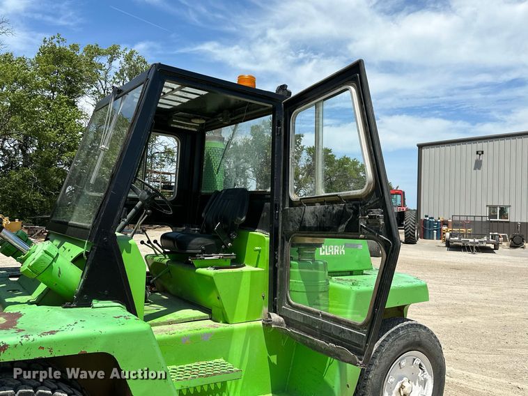 image for item ML9100 Clark C500  forklift