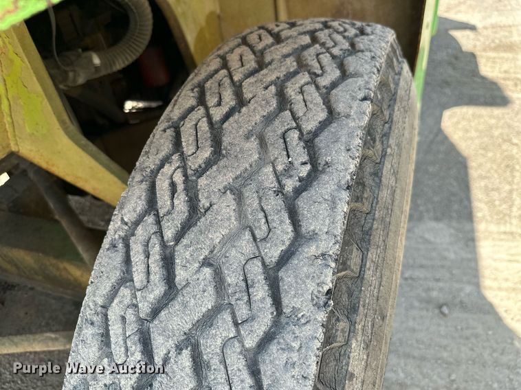 image for item ML9100 Clark C500  forklift