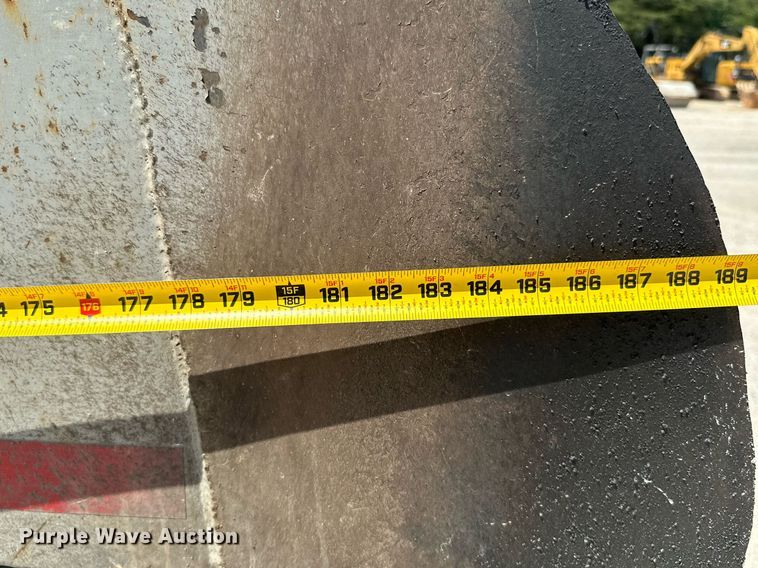 image for item ML9114 2005 Kenworth W900  dump truck