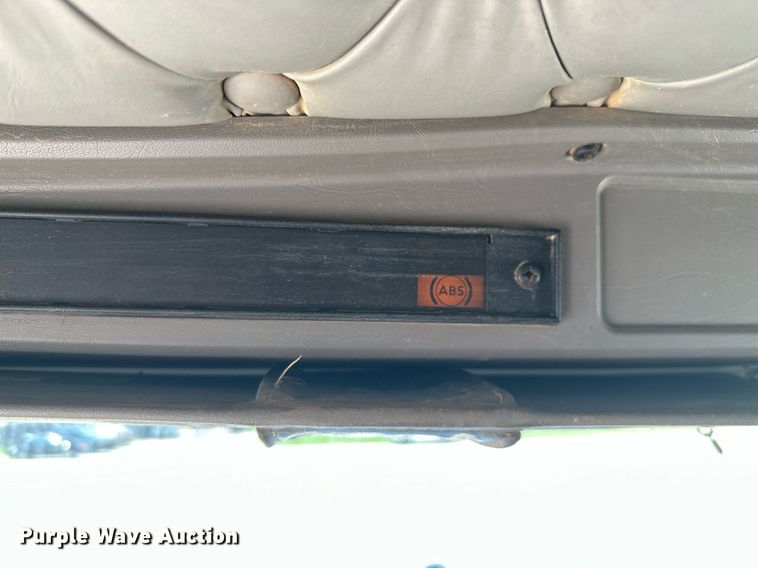 image for item ML9114 2005 Kenworth W900  dump truck