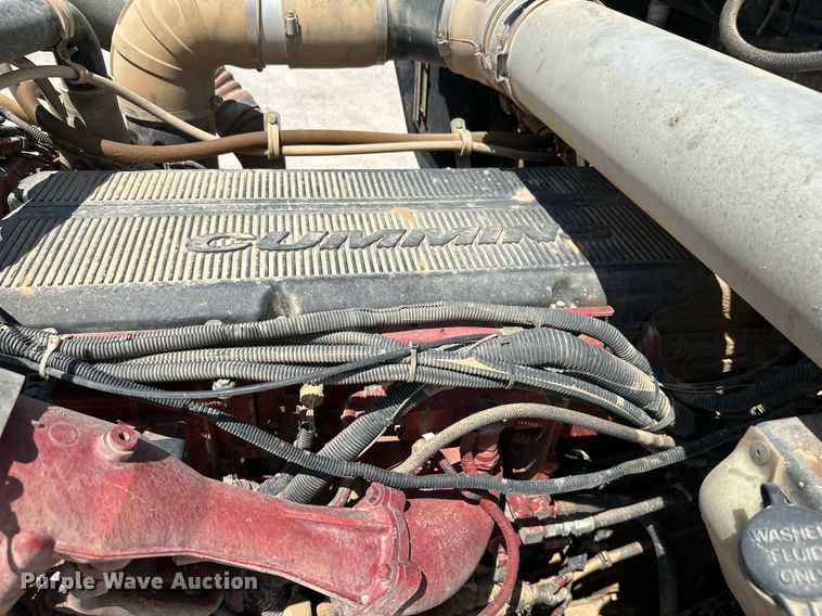 image for item ML9114 2005 Kenworth W900  dump truck