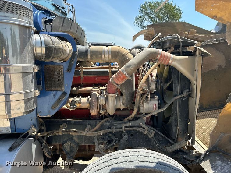 image for item ML9114 2005 Kenworth W900  dump truck