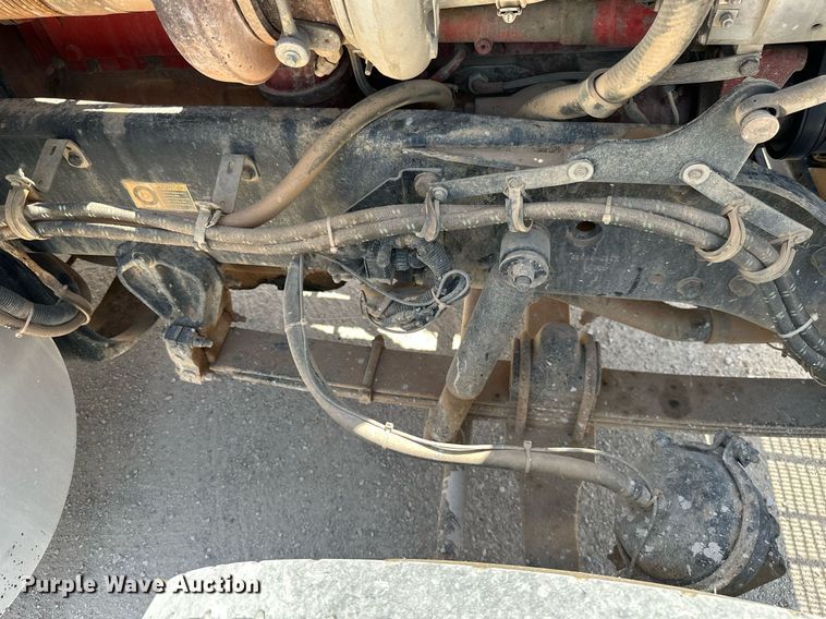 image for item ML9114 2005 Kenworth W900  dump truck