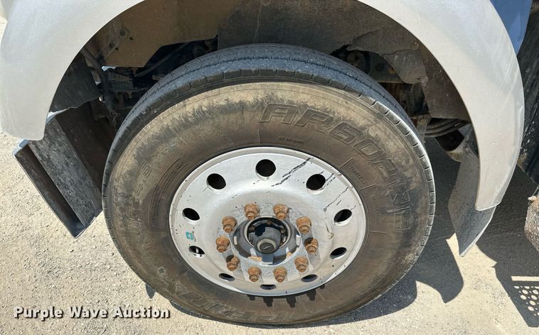 image for item ML9114 2005 Kenworth W900  dump truck