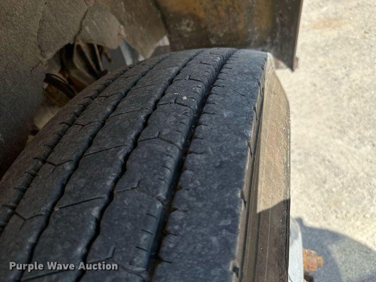 image for item ML9114 2005 Kenworth W900  dump truck