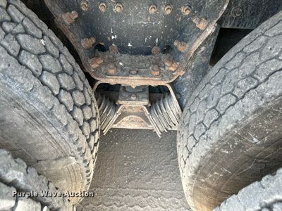 image for item ML9114 2005 Kenworth W900  dump truck