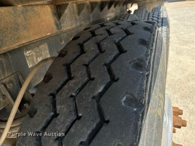 image for item ML9114 2005 Kenworth W900  dump truck