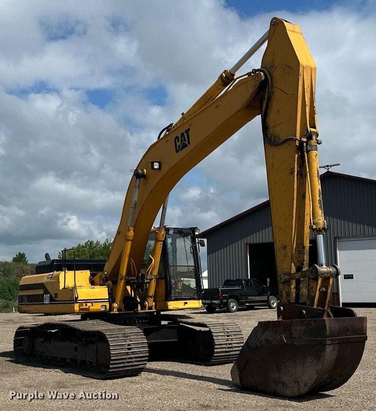 image for item MQ9299 1994 Caterpillar 330L  excavator