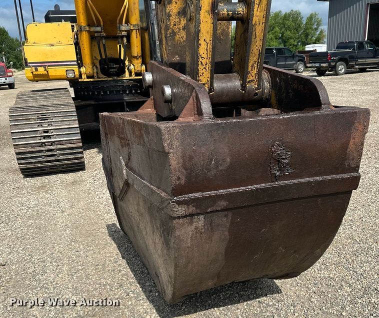 image for item MQ9299 1994 Caterpillar 330L  excavator