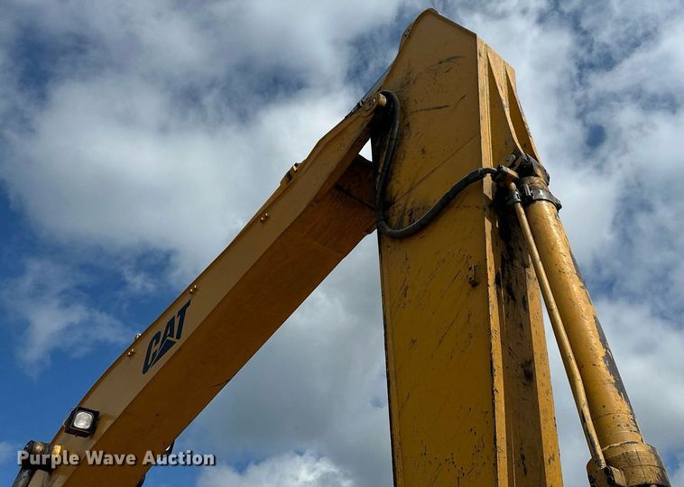 image for item MQ9299 1994 Caterpillar 330L  excavator