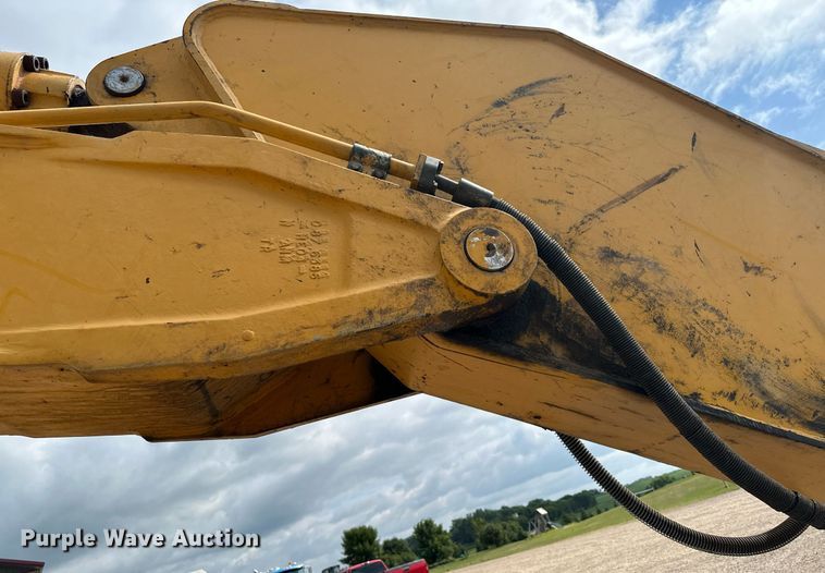 image for item MQ9299 1994 Caterpillar 330L  excavator