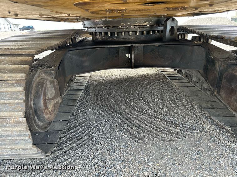 image for item MQ9299 1994 Caterpillar 330L  excavator