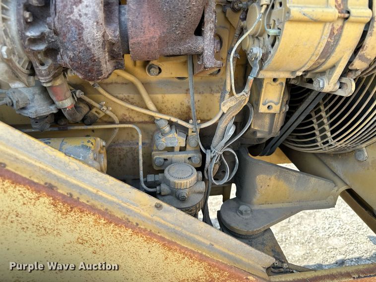 image for item MQ9301 1995 Caterpillar CP433C  single drum vibratory roller