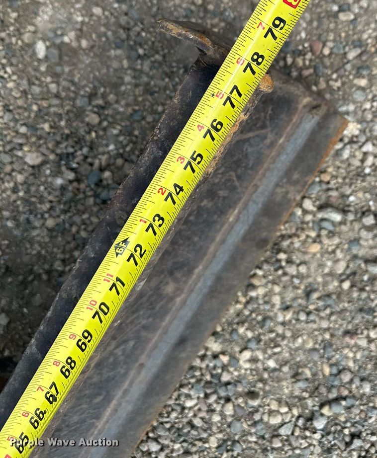 image for item MQ9302 2004 Caterpillar 304CR  mini excavator