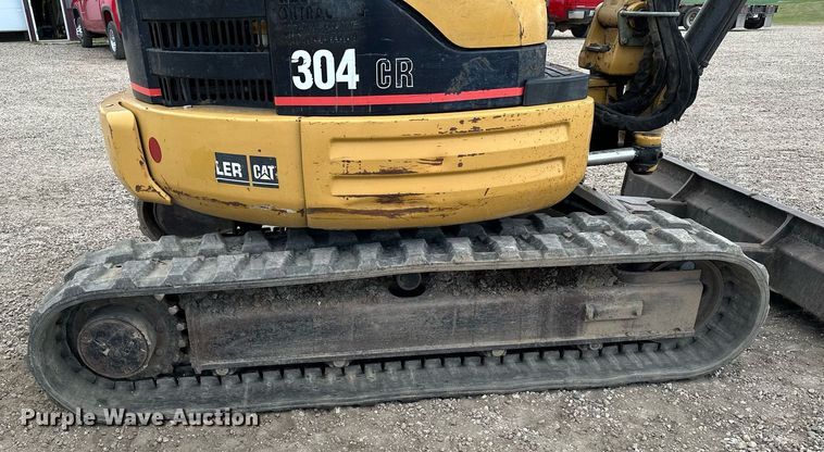 image for item MQ9302 2004 Caterpillar 304CR  mini excavator