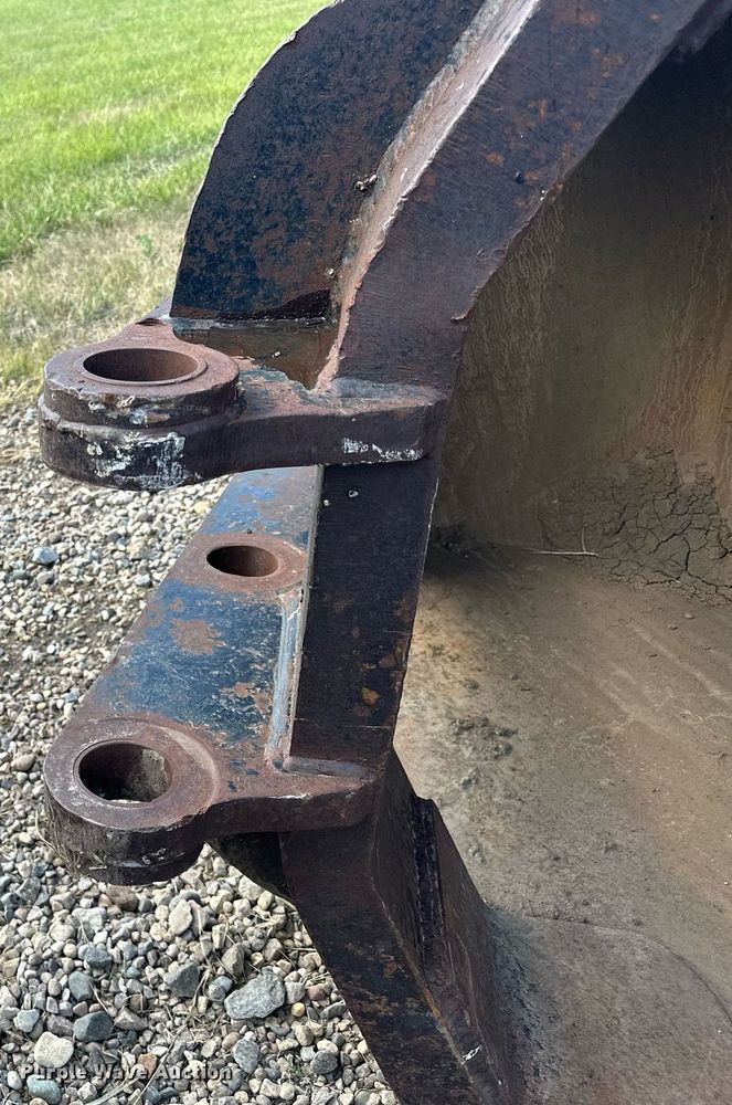 image for item MQ9307 Excavator bucket