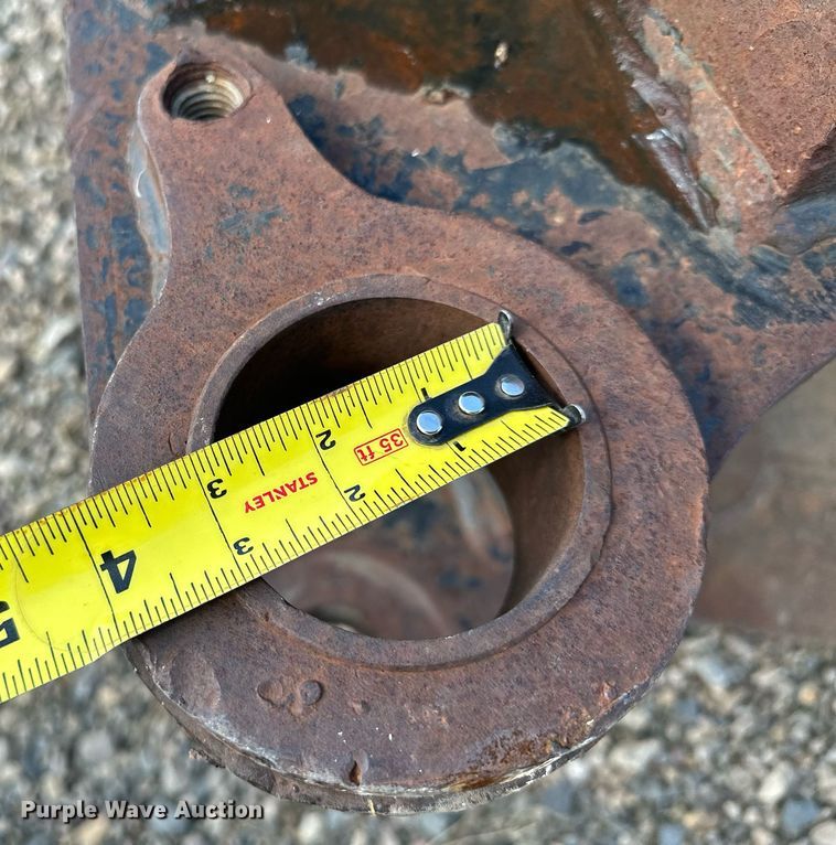 image for item MQ9307 Excavator bucket