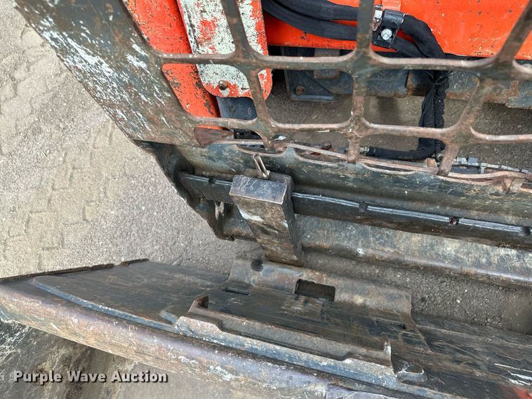 image for item MQ9308 2016 Kubota SSV75  skid steer loader