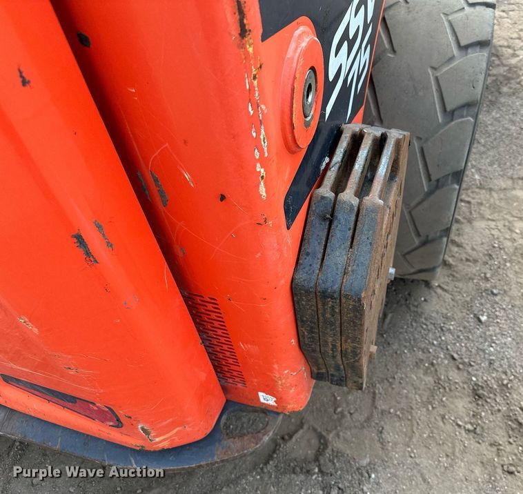 image for item MQ9308 2016 Kubota SSV75  skid steer loader