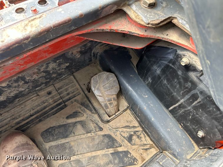 image for item MQ9308 2016 Kubota SSV75  skid steer loader