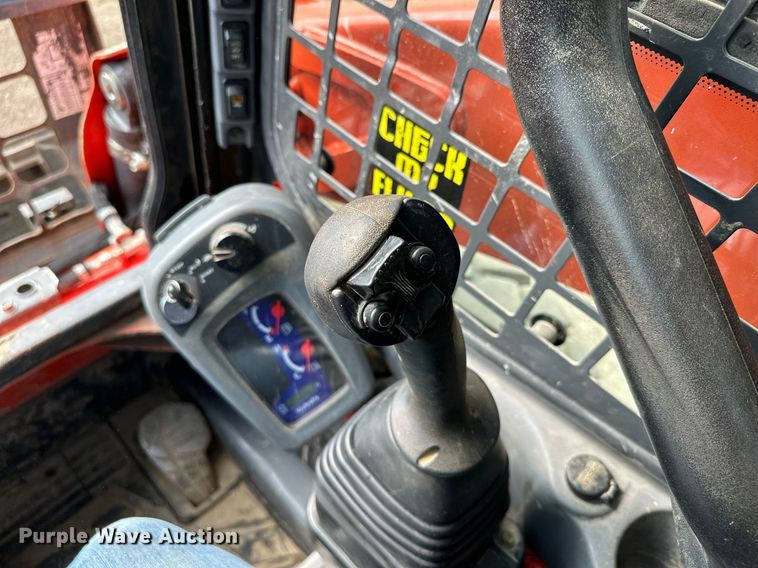 image for item MQ9308 2016 Kubota SSV75  skid steer loader