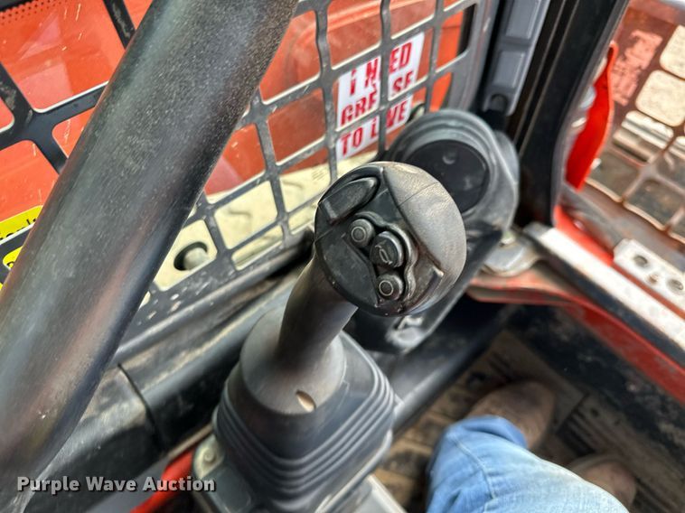 image for item MQ9308 2016 Kubota SSV75  skid steer loader