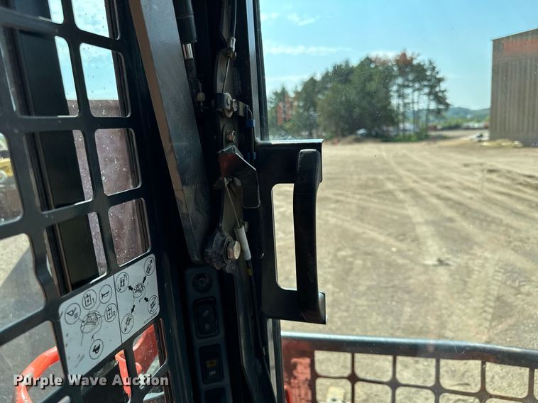 image for item MQ9308 2016 Kubota SSV75  skid steer loader