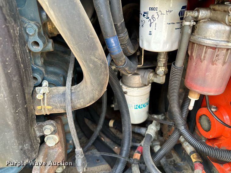 image for item MQ9308 2016 Kubota SSV75  skid steer loader