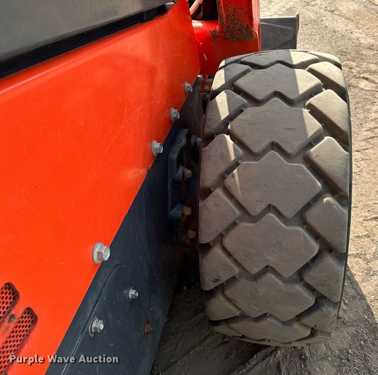 image for item MQ9308 2016 Kubota SSV75  skid steer loader