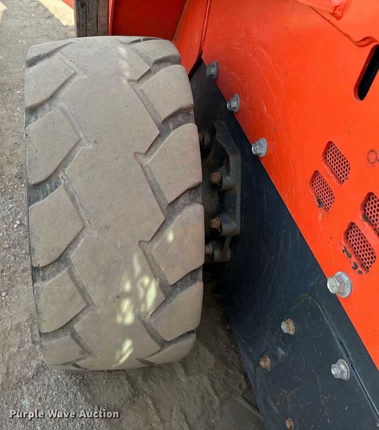 image for item MQ9308 2016 Kubota SSV75  skid steer loader