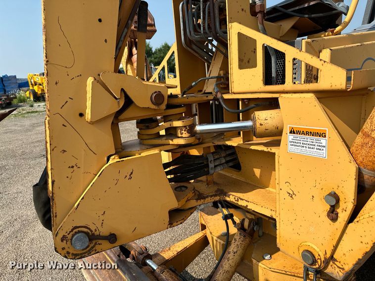 image for item MQ9309 1999 Case 860 Turbo  cable plow