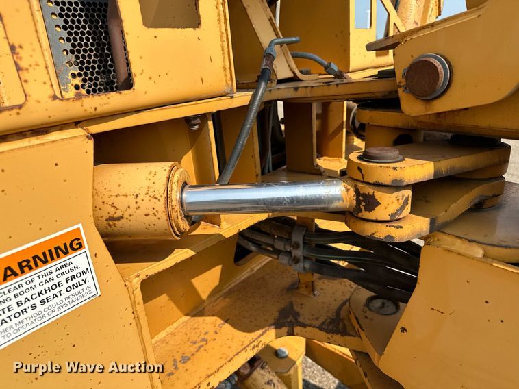 image for item MQ9309 1999 Case 860 Turbo  cable plow