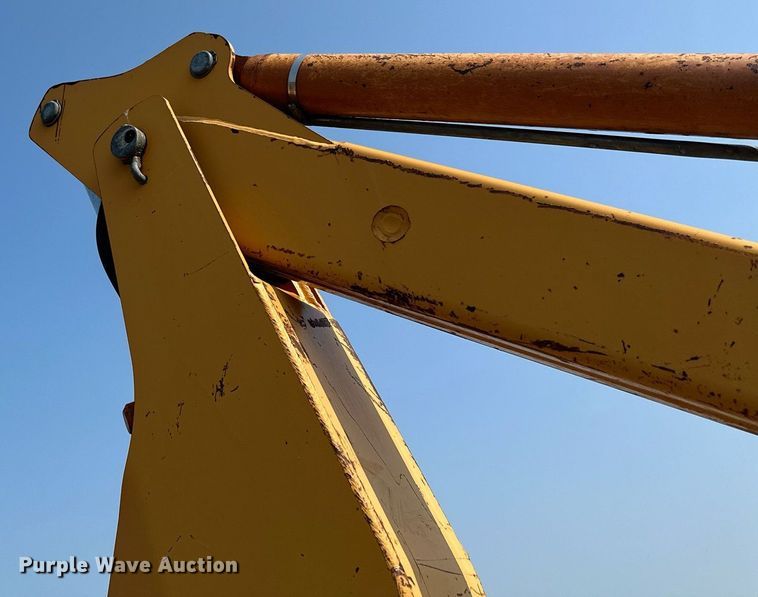 image for item MQ9309 1999 Case 860 Turbo  cable plow