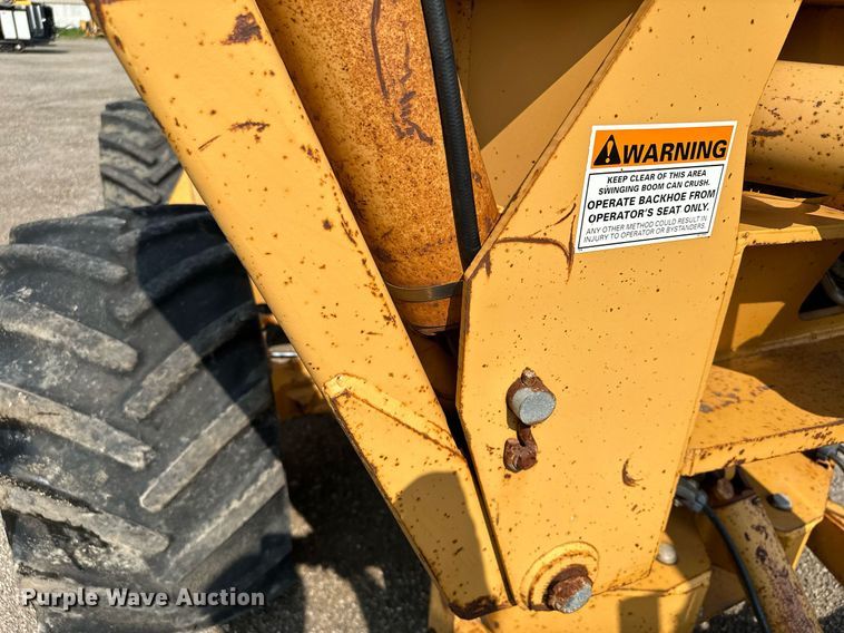 image for item MQ9309 1999 Case 860 Turbo  cable plow